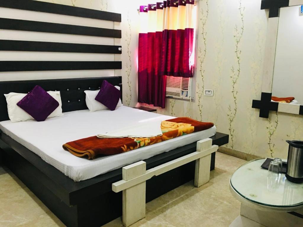 Hotel Natraj Sasaram Bagian luar foto