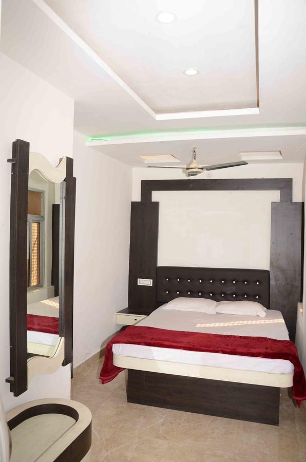 Hotel Natraj Sasaram Bagian luar foto
