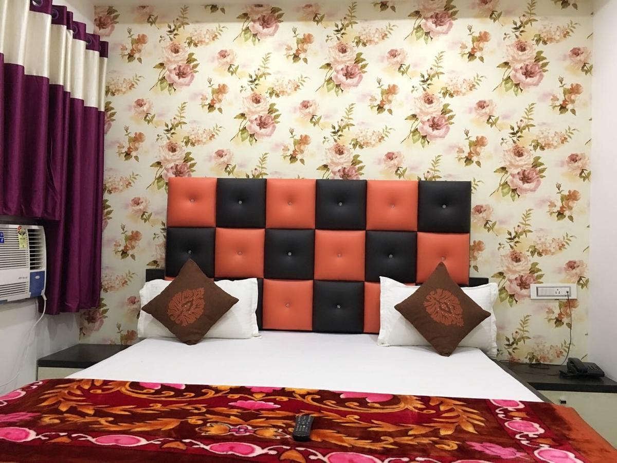 Hotel Natraj Sasaram Bagian luar foto