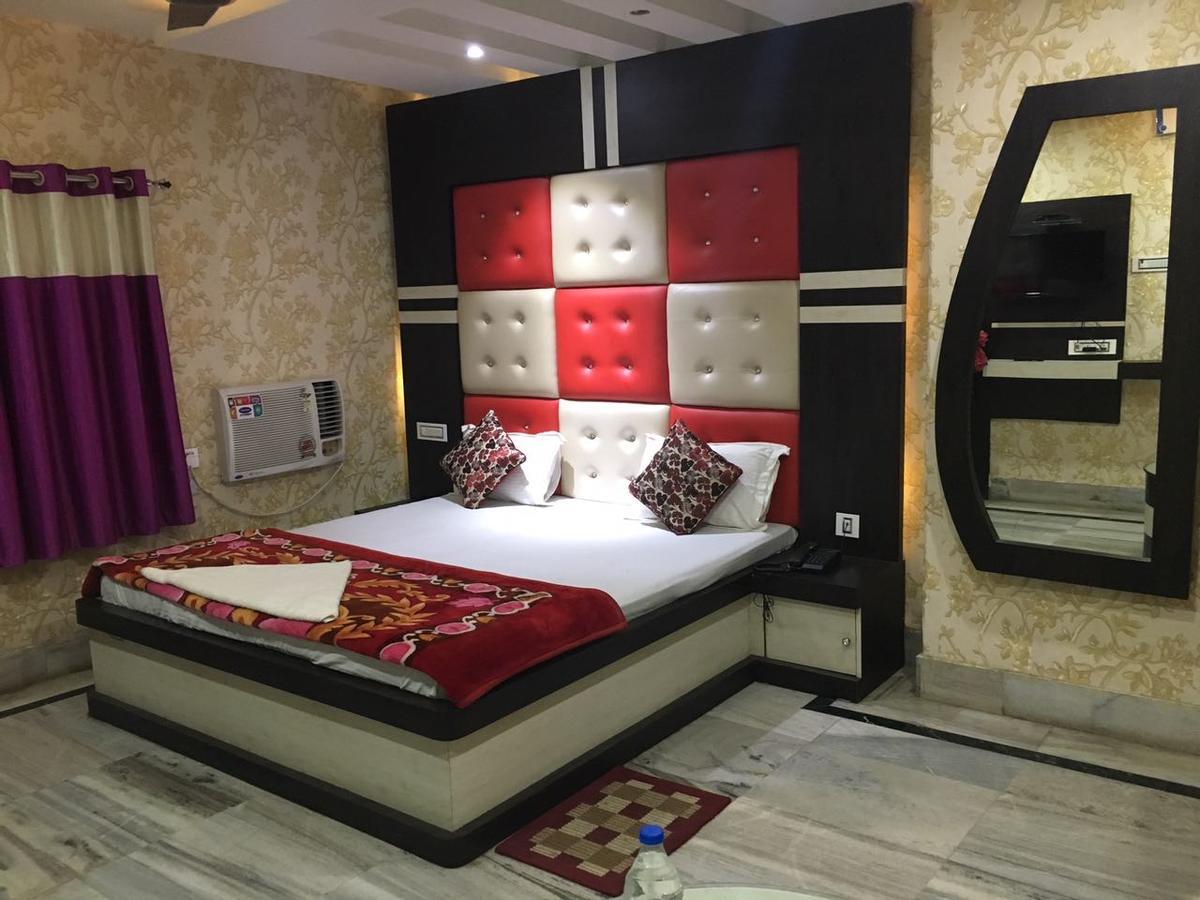 Hotel Natraj Sasaram Bagian luar foto