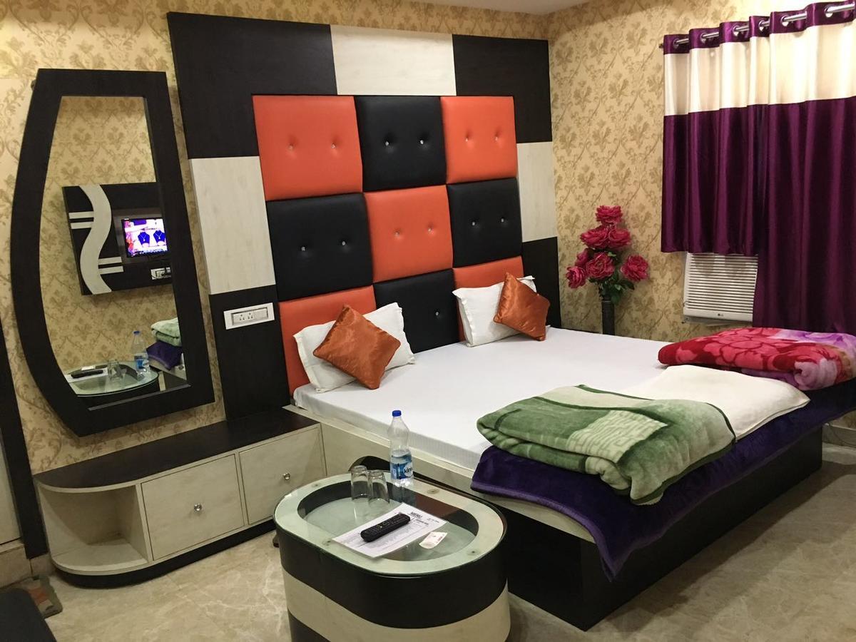 Hotel Natraj Sasaram Bagian luar foto