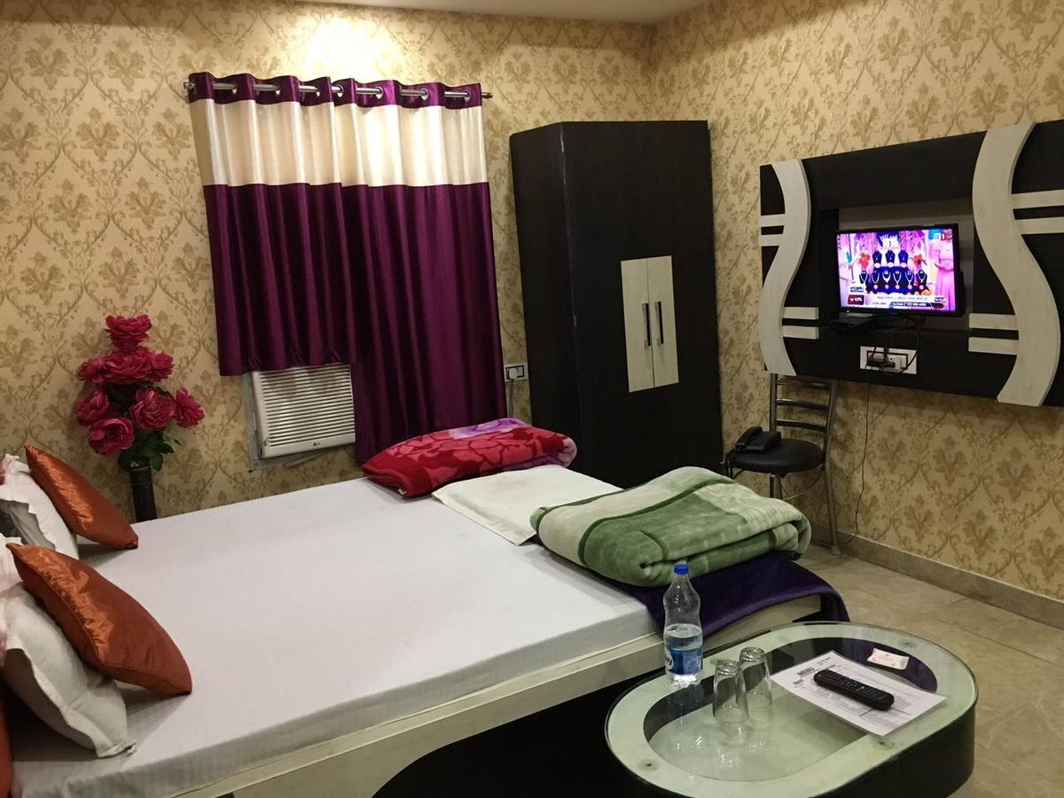 Hotel Natraj Sasaram Bagian luar foto
