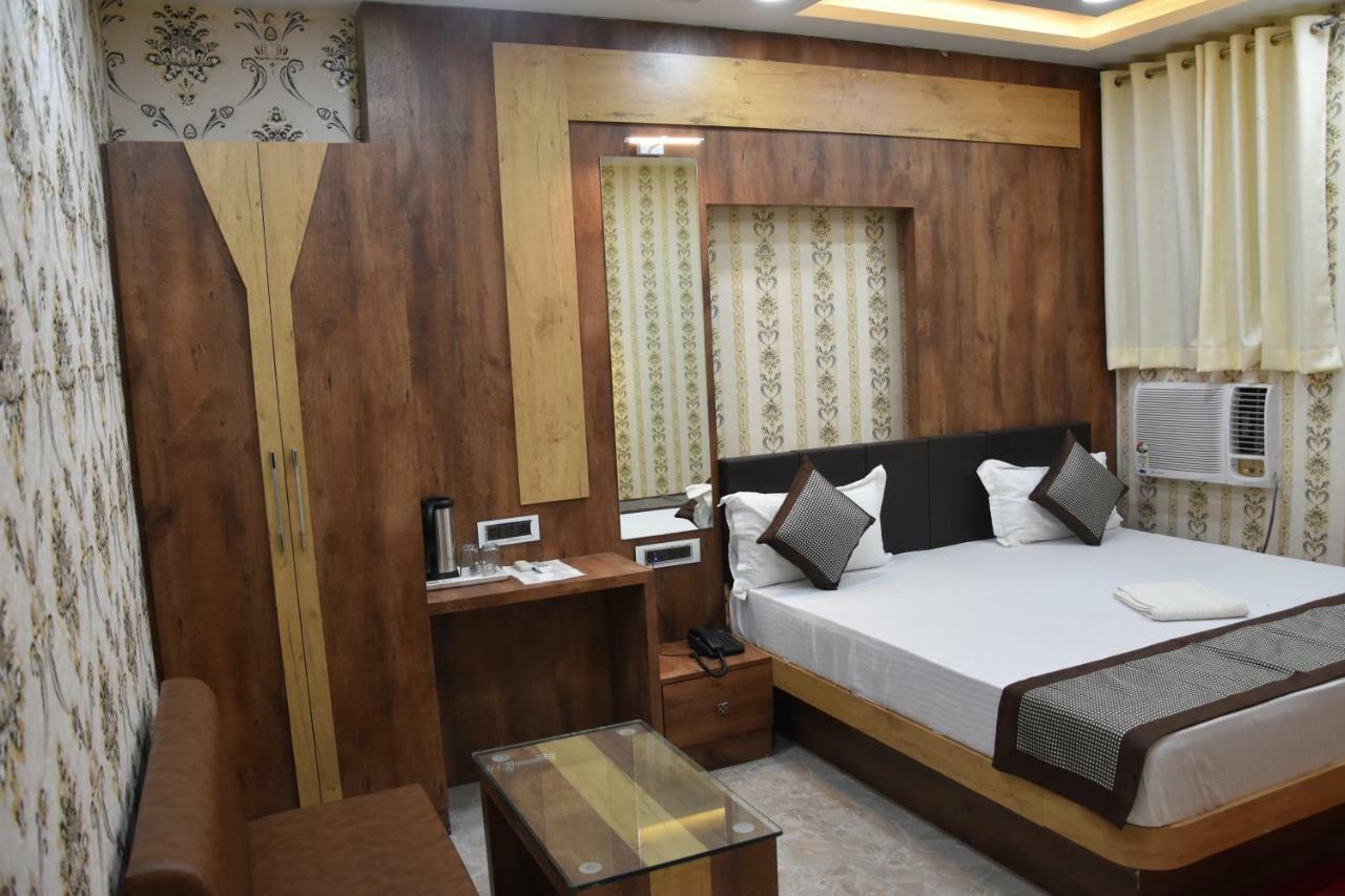 Hotel Natraj Sasaram Bagian luar foto